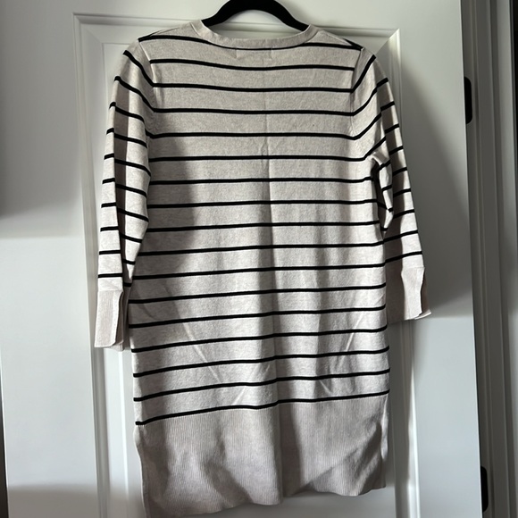 Sweater - Picture 2 of 5